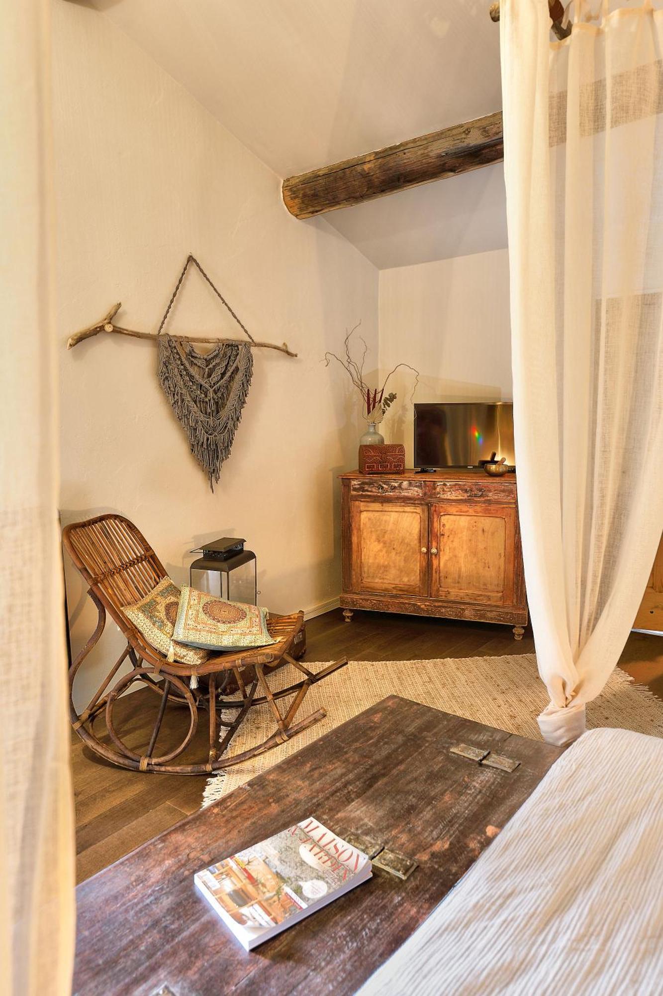 La Gourmandine Hotel Courry Ngoại thất bức ảnh